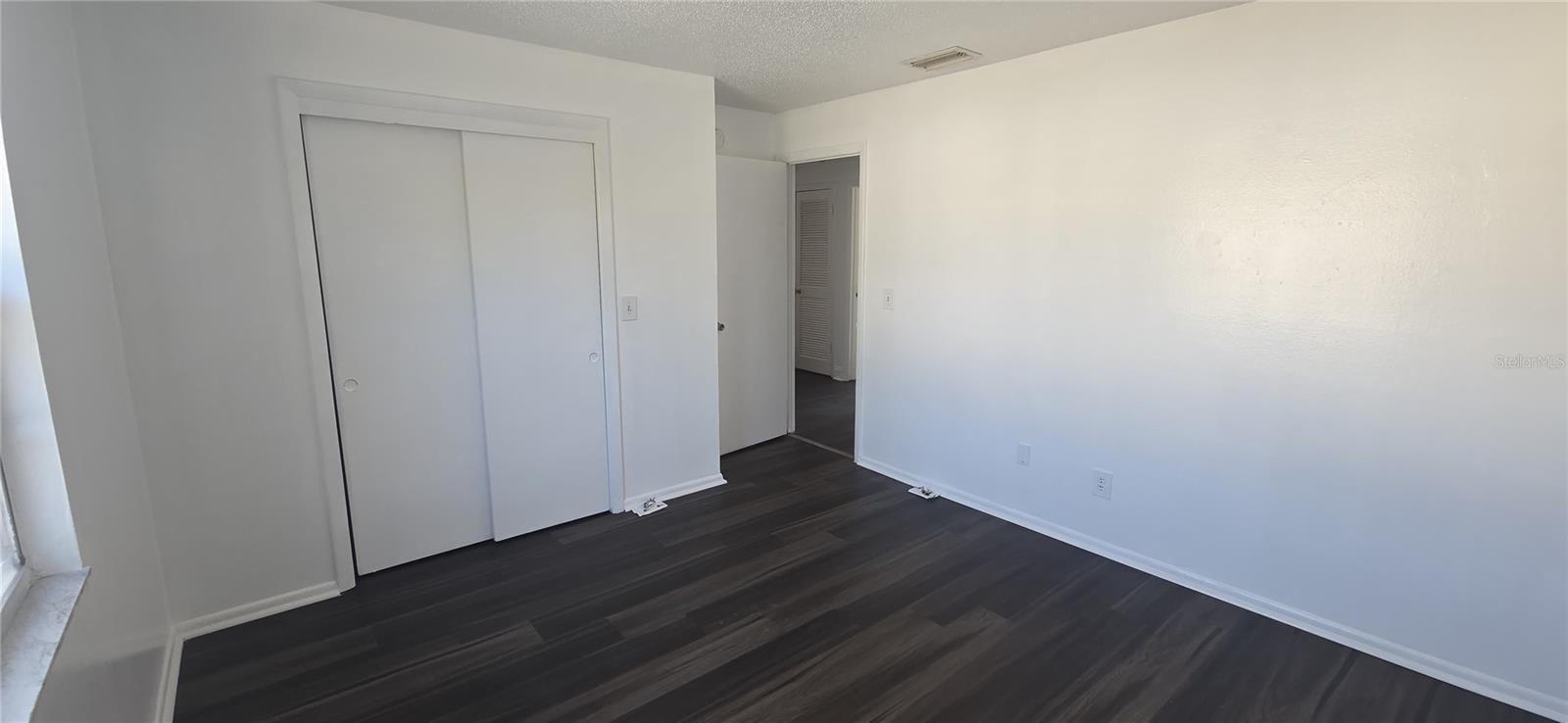 7210 N MANHATTAN AVE #1724