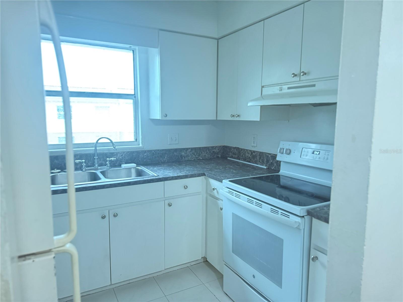 7210 N MANHATTAN AVE #1724