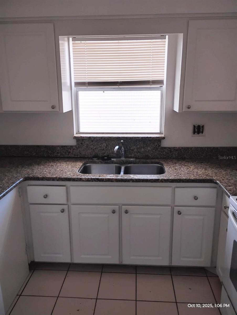 7210 N MANHATTAN AVE #2624