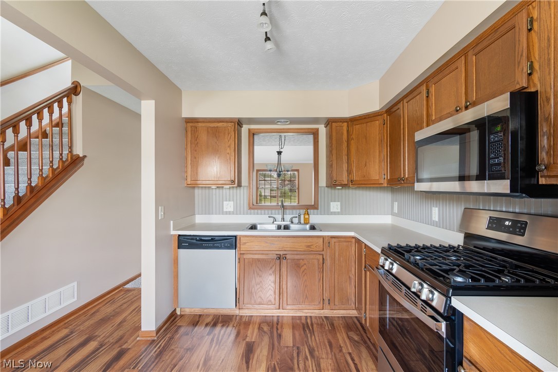 2107 Livingston Drive