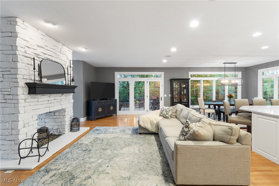 4813 Nobles Pond Drive NW