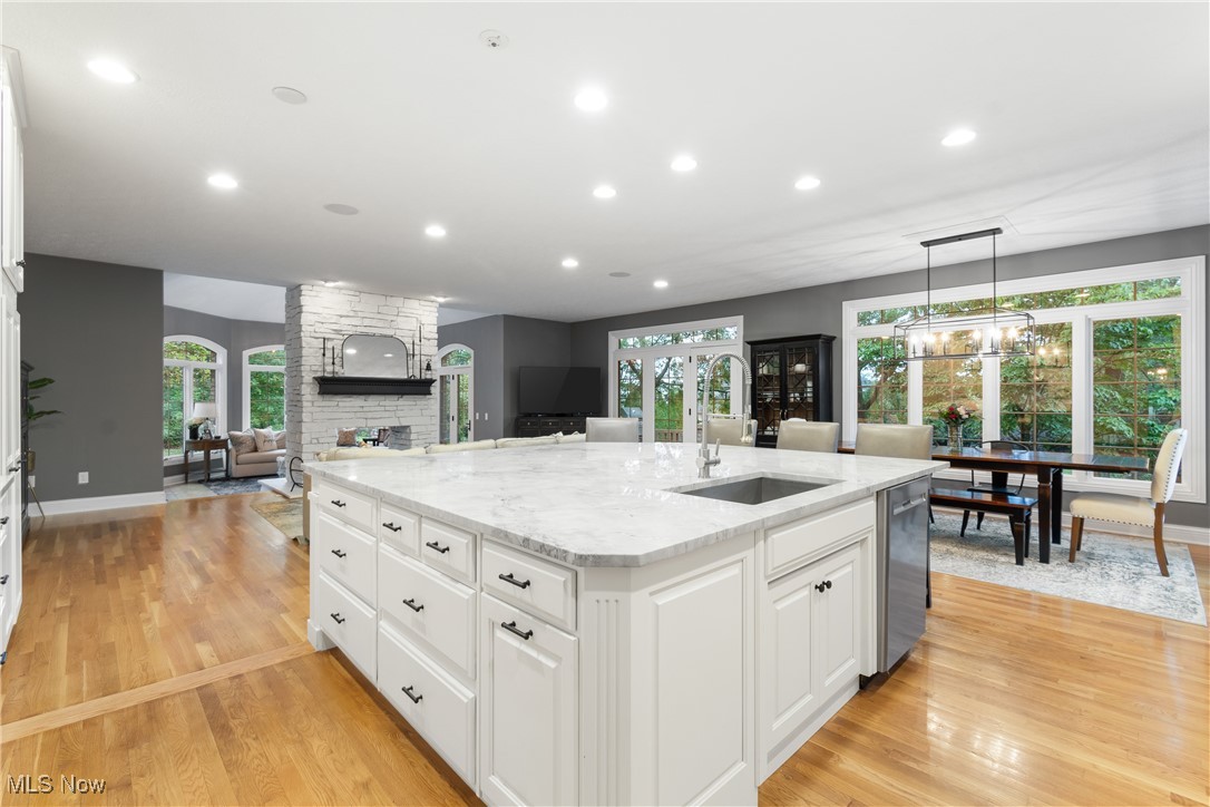 4813 Nobles Pond Drive NW