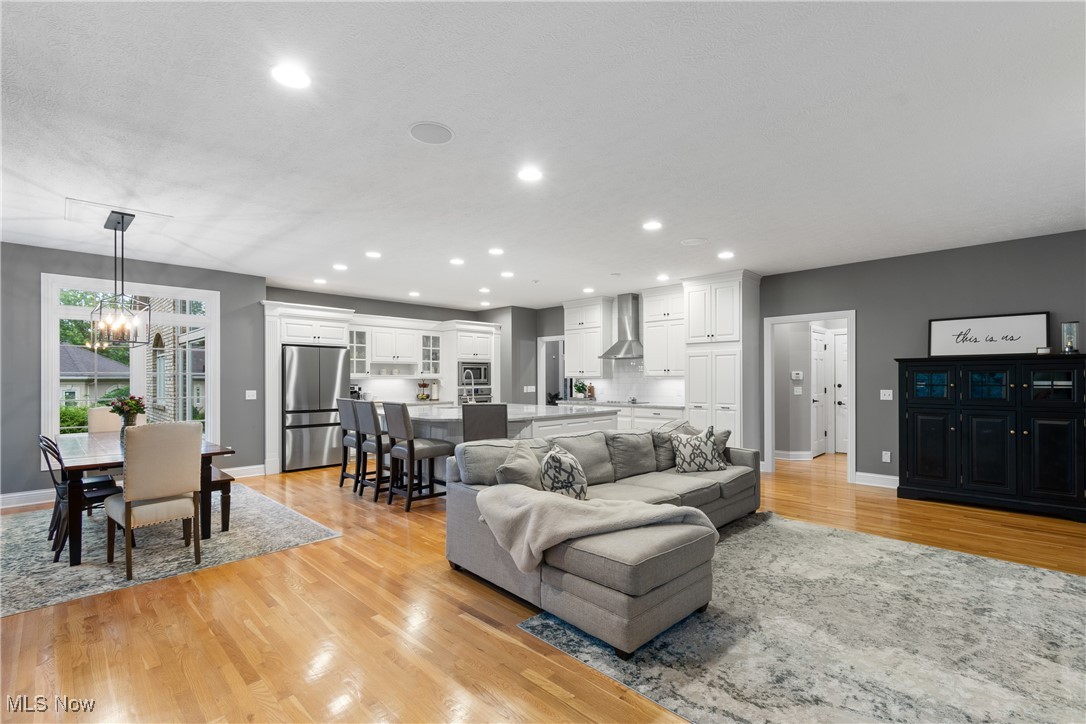 4813 Nobles Pond Drive NW