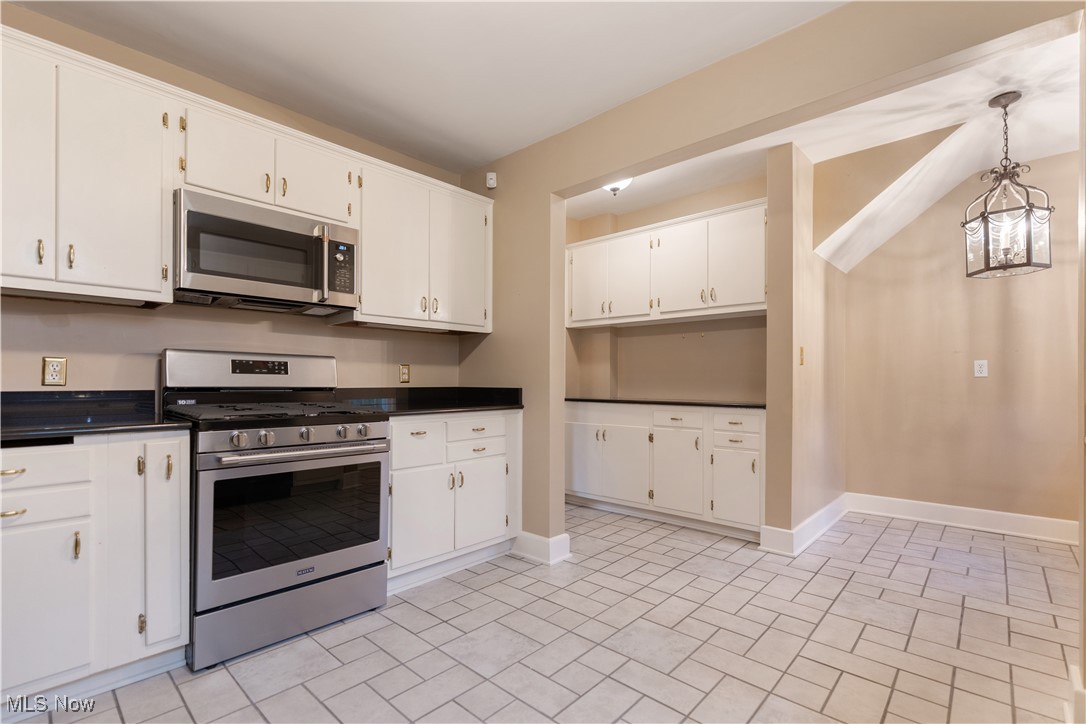 160 25th Street NW