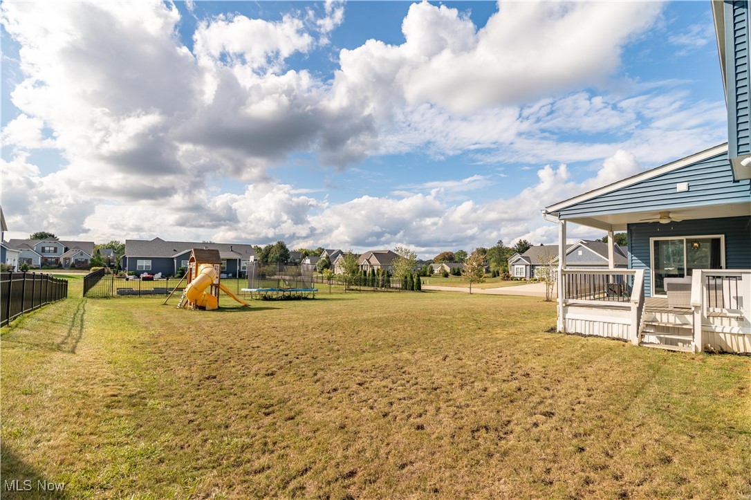 7577 Crowngate Circle NW