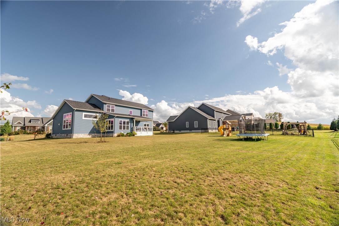 7577 Crowngate Circle NW