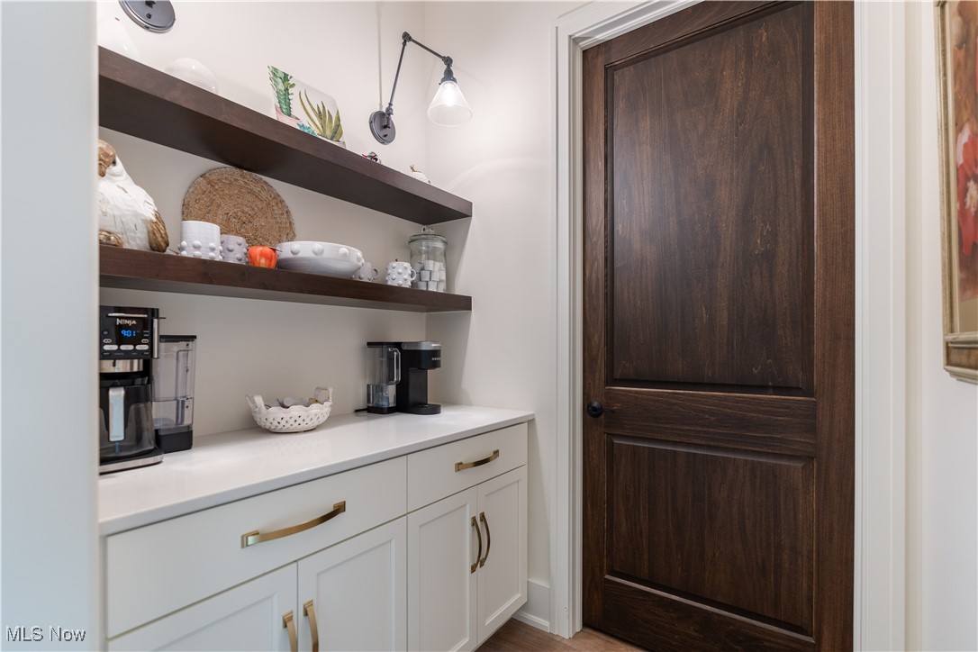 7087 Emerson Circle NW