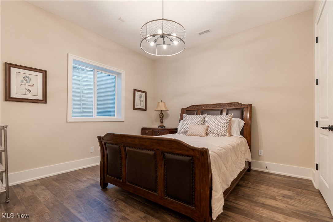 7087 Emerson Circle NW