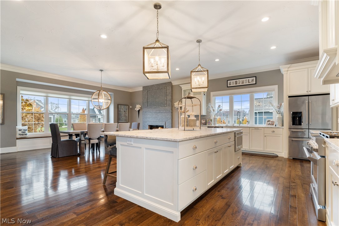 7254 Roman Avenue NW