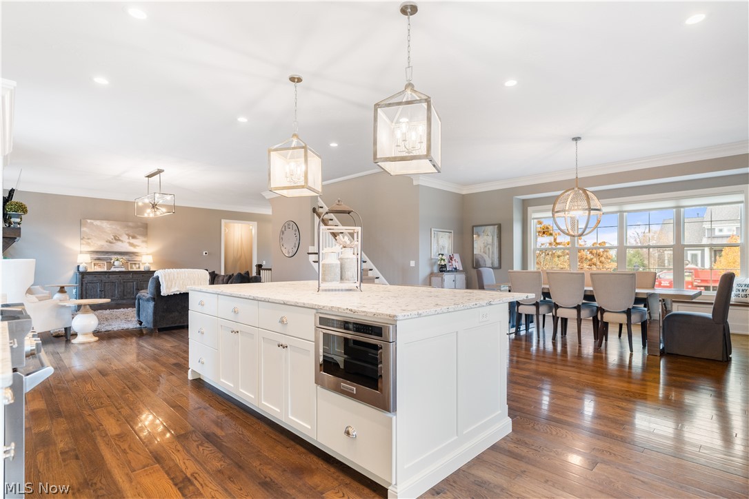 7254 Roman Avenue NW