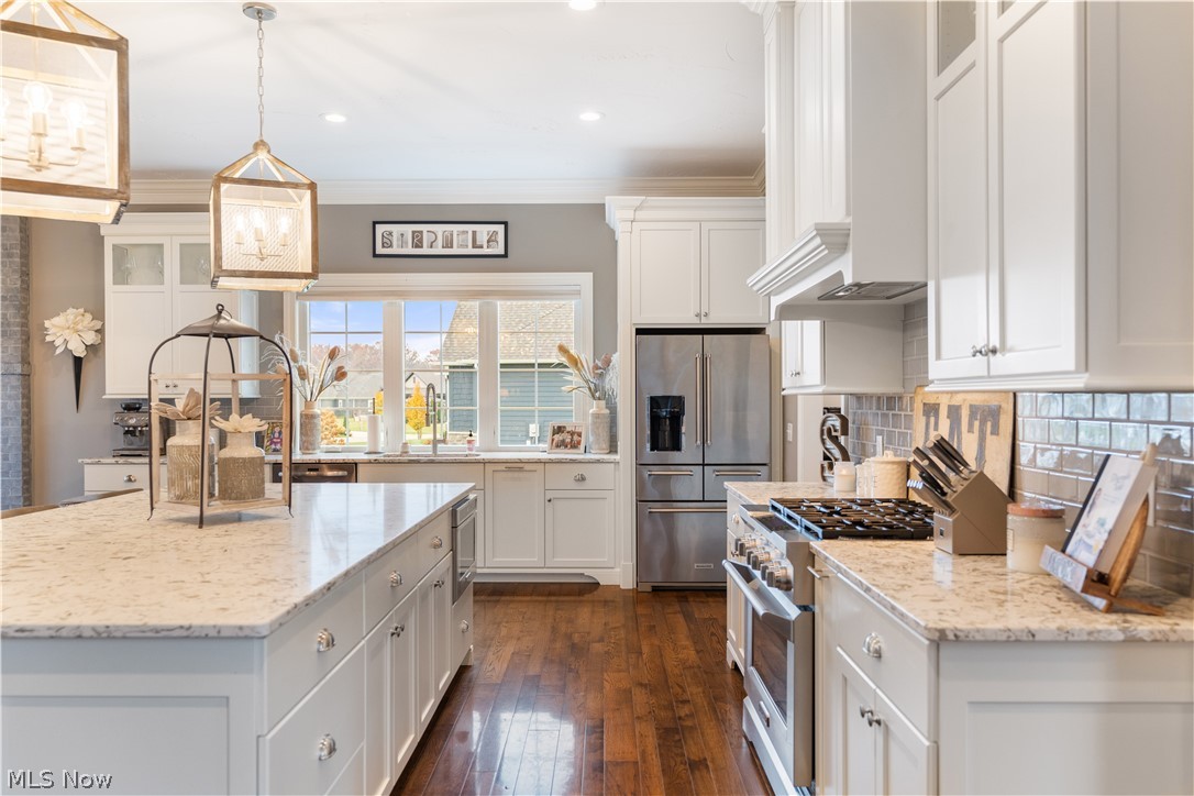 7254 Roman Avenue NW