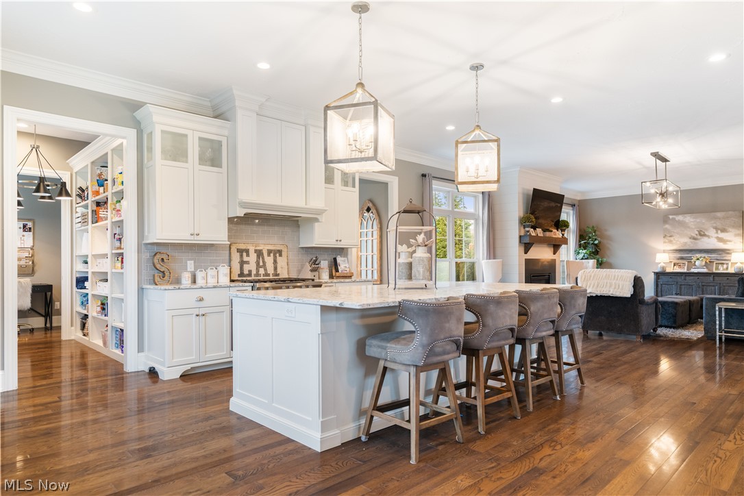 7254 Roman Avenue NW