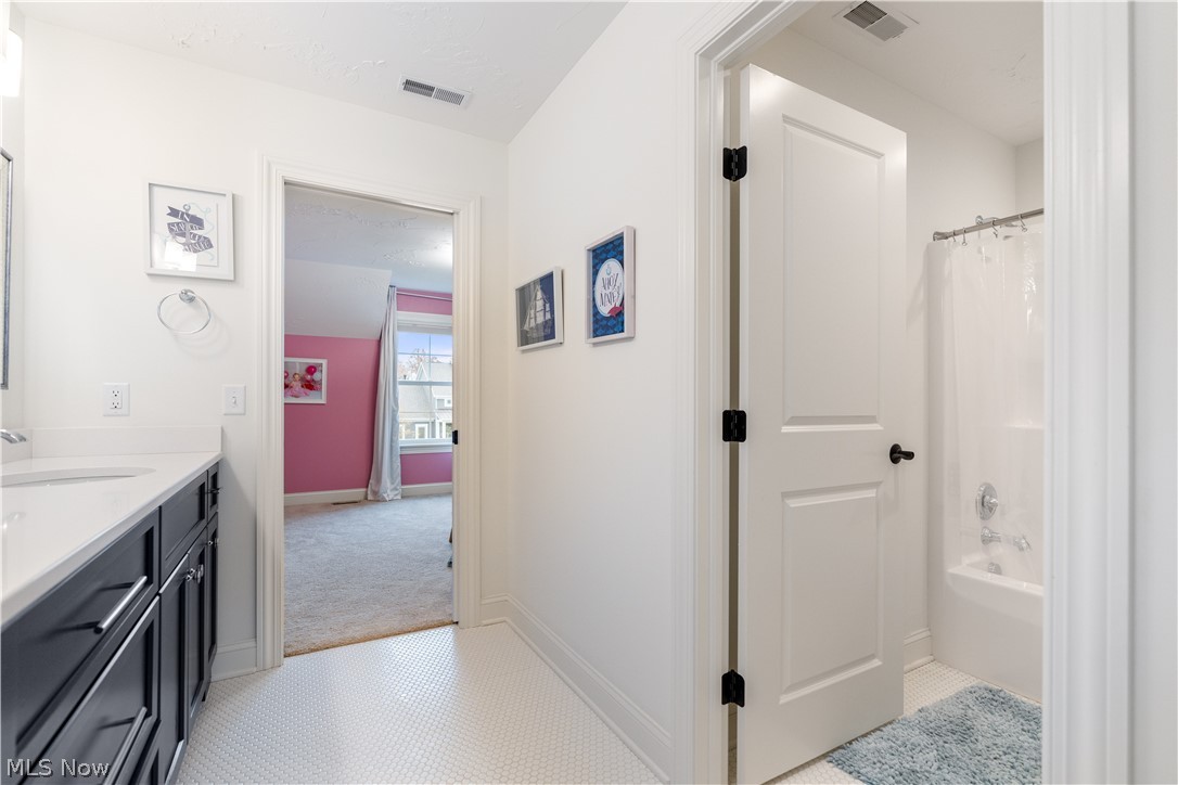 7254 Roman Avenue NW