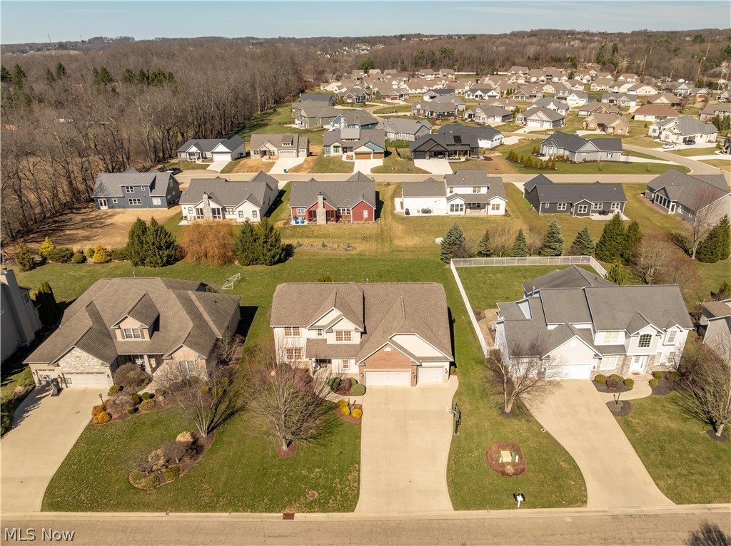 8811 Scotsbury Street NW