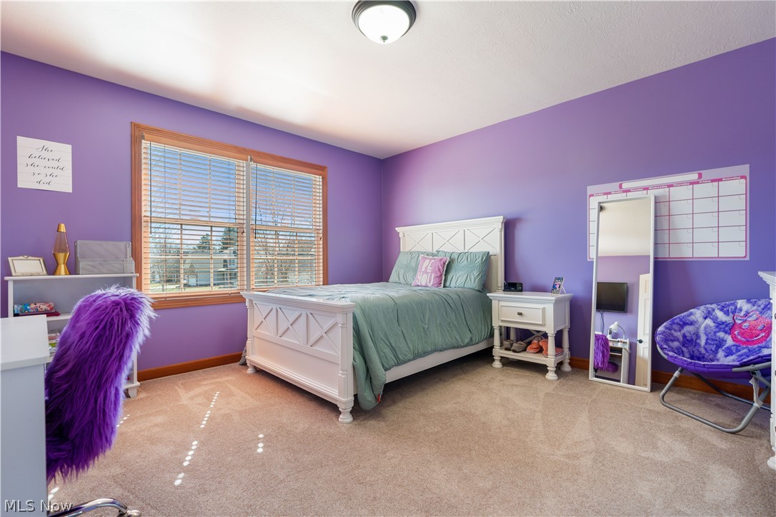 8811 Scotsbury Street NW