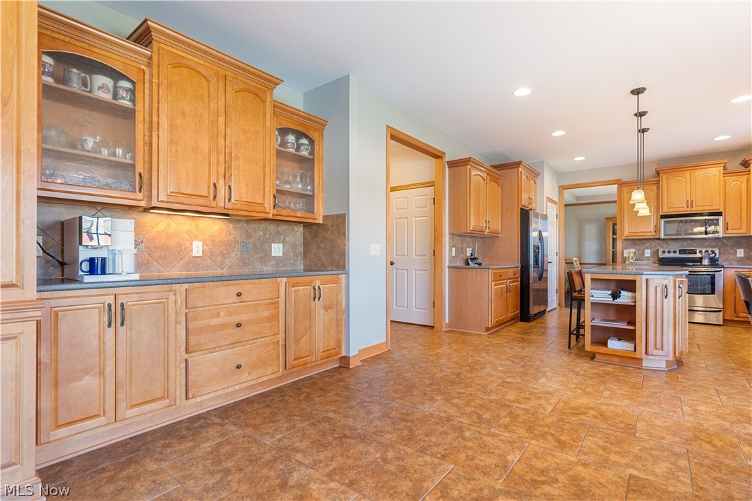 8811 Scotsbury Street NW