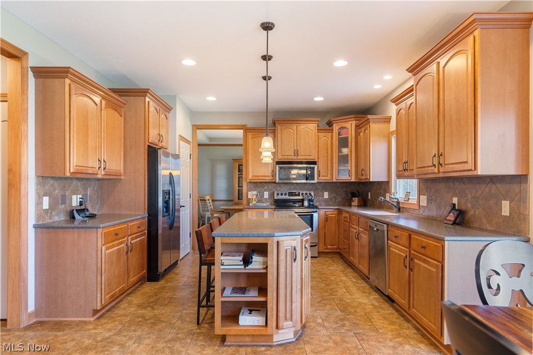 8811 Scotsbury Street NW