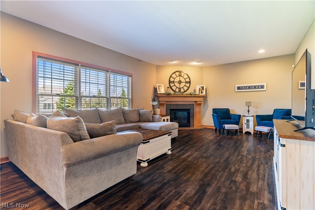 8811 Scotsbury Street NW