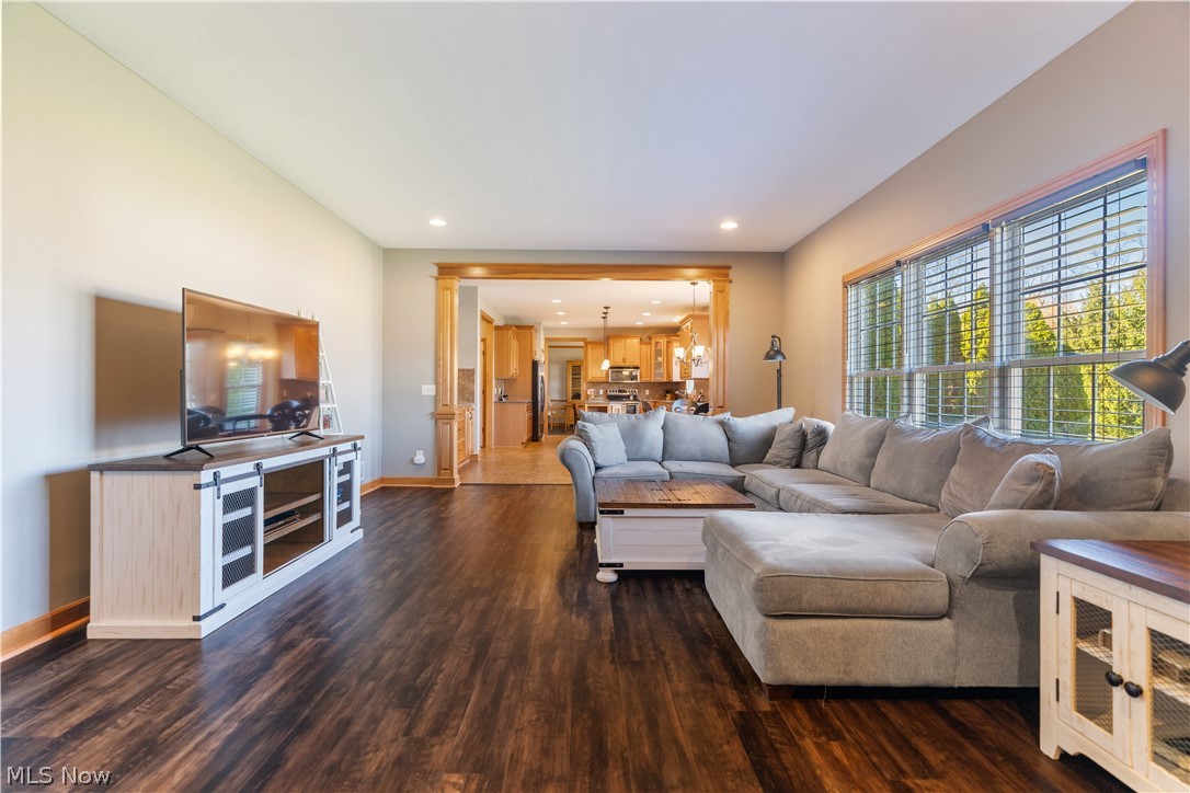 8811 Scotsbury Street NW