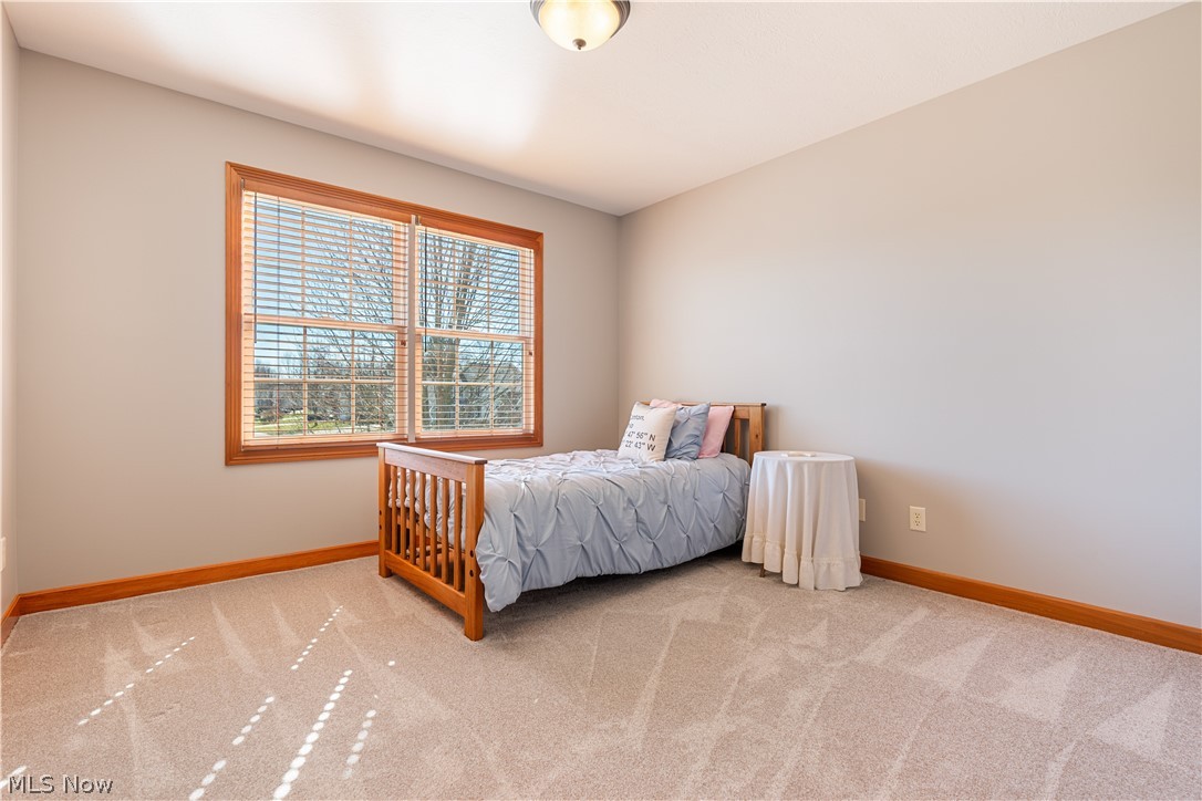 8811 Scotsbury Street NW