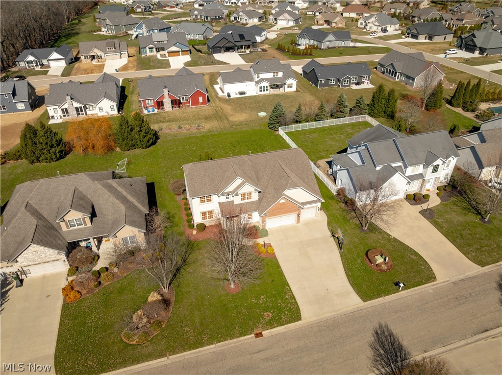 8811 Scotsbury Street NW