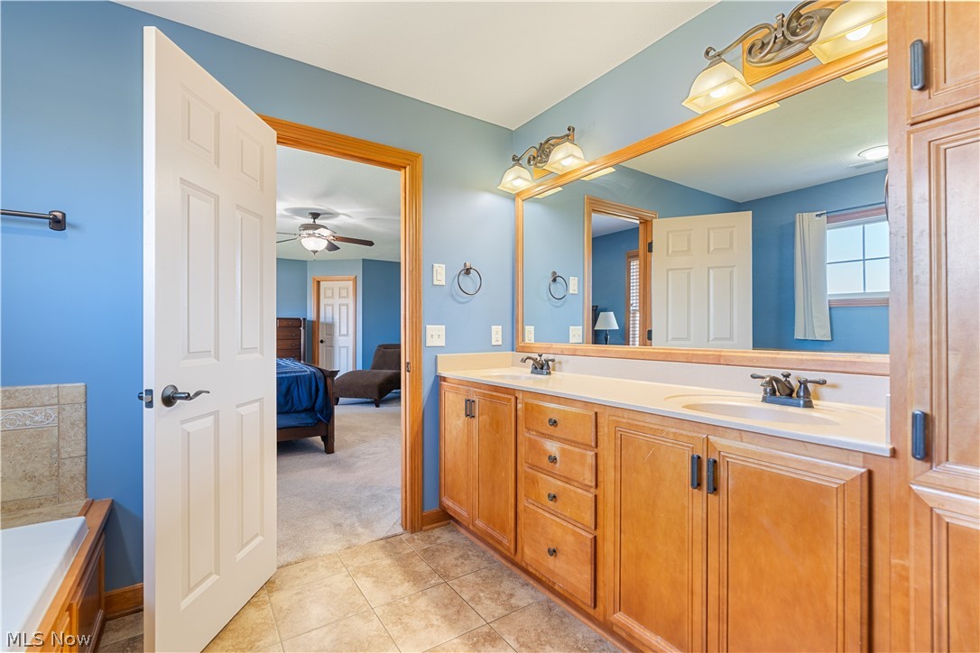 8811 Scotsbury Street NW