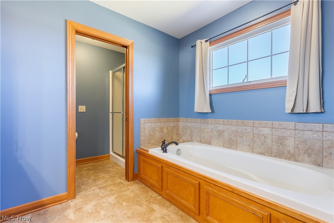 8811 Scotsbury Street NW