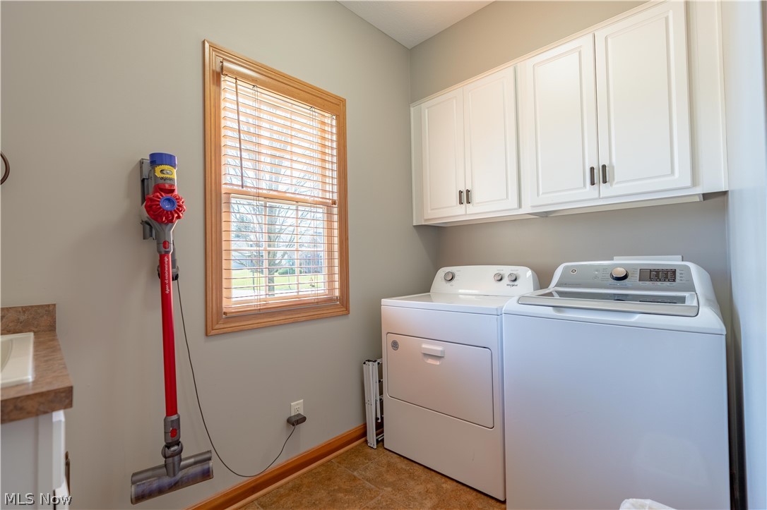 8811 Scotsbury Street NW