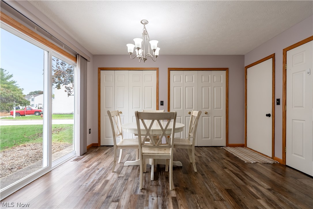 1095 Bennington Court
