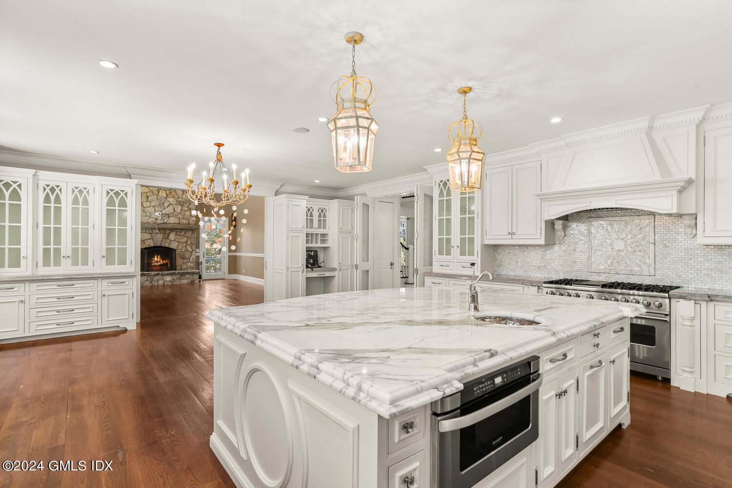 386 Westover Road