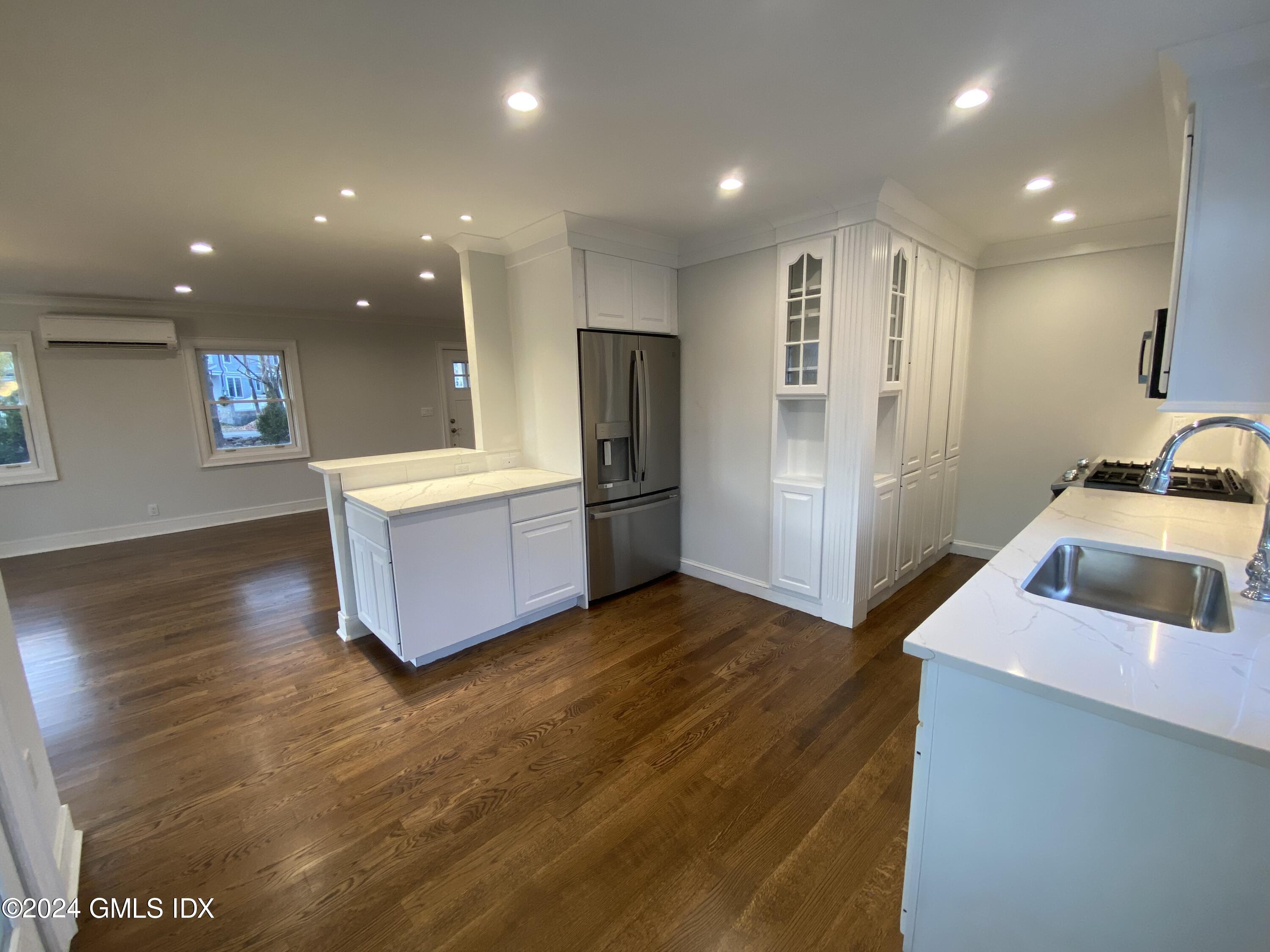 124 Shore Road