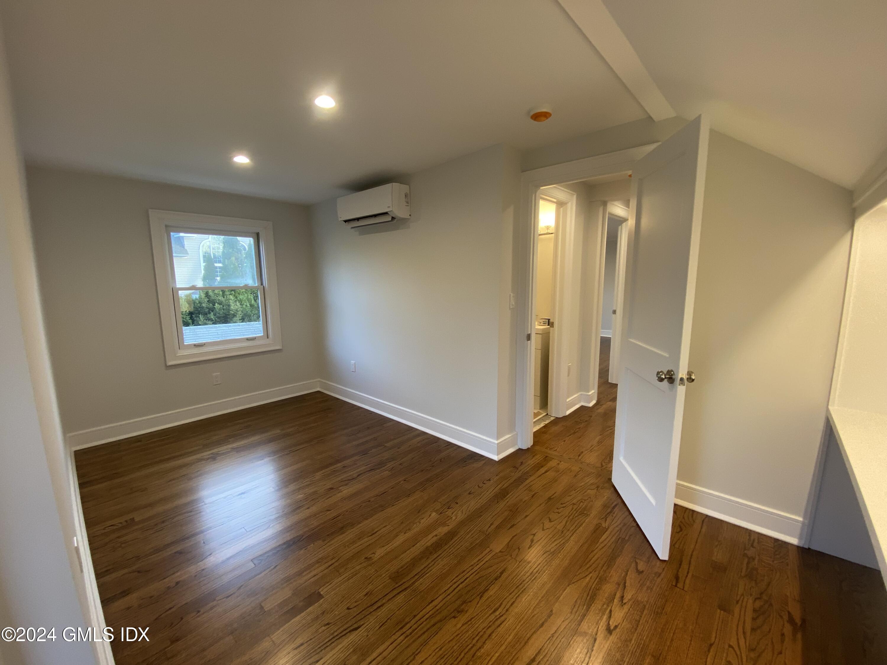 124 Shore Road