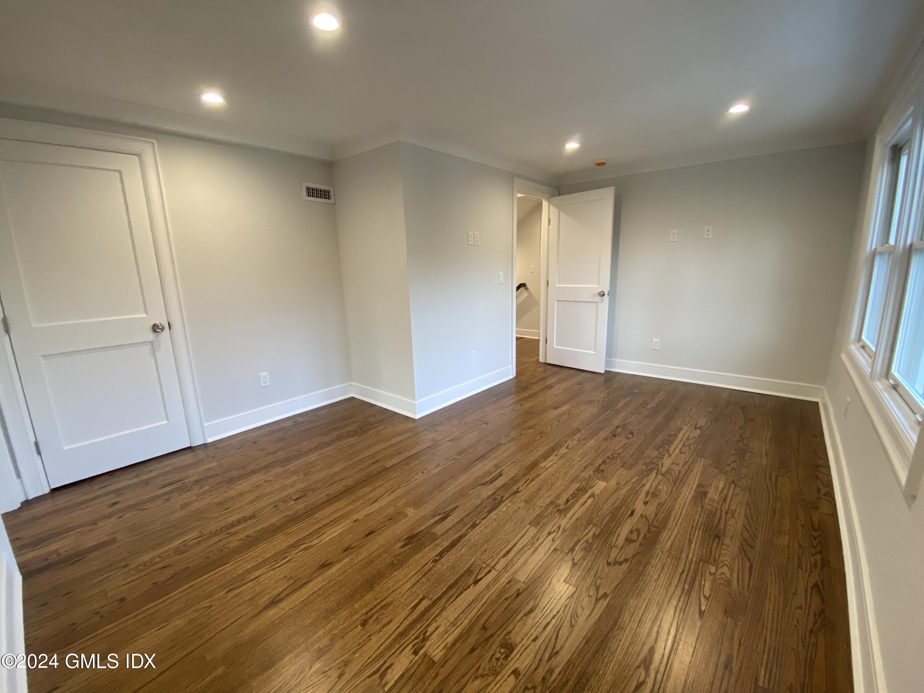 124 Shore Road