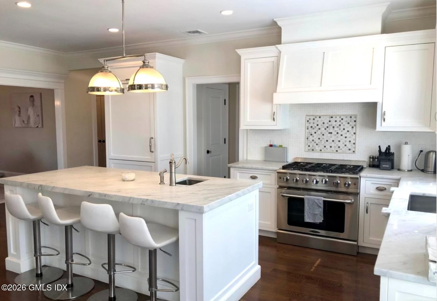 4 Wescott Court