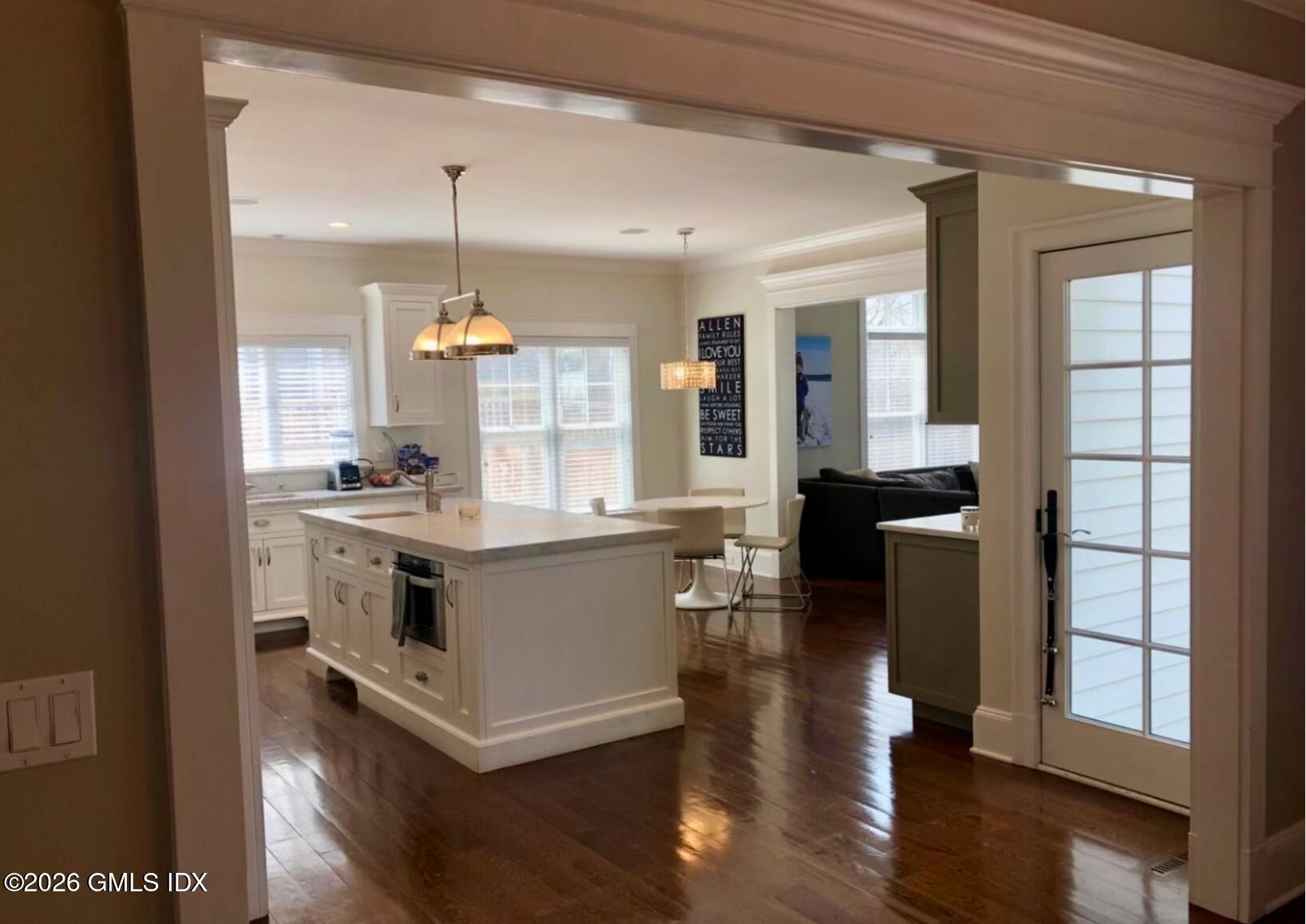 4 Wescott Court