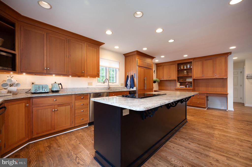 125 MONTCHAN DRIVE