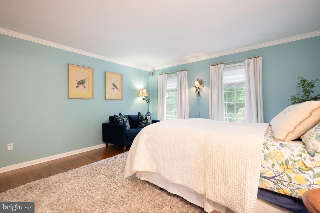 125 MONTCHAN DRIVE