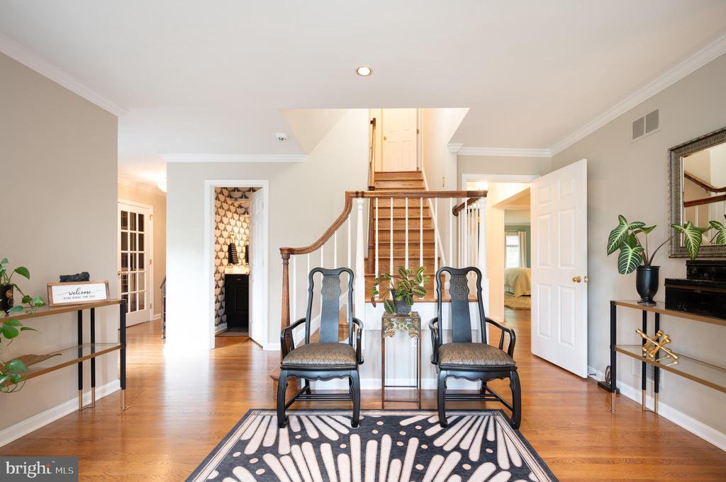 125 MONTCHAN DRIVE