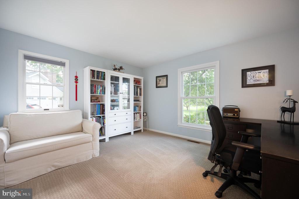 125 MONTCHAN DRIVE