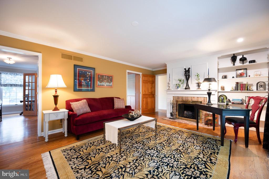 125 MONTCHAN DRIVE