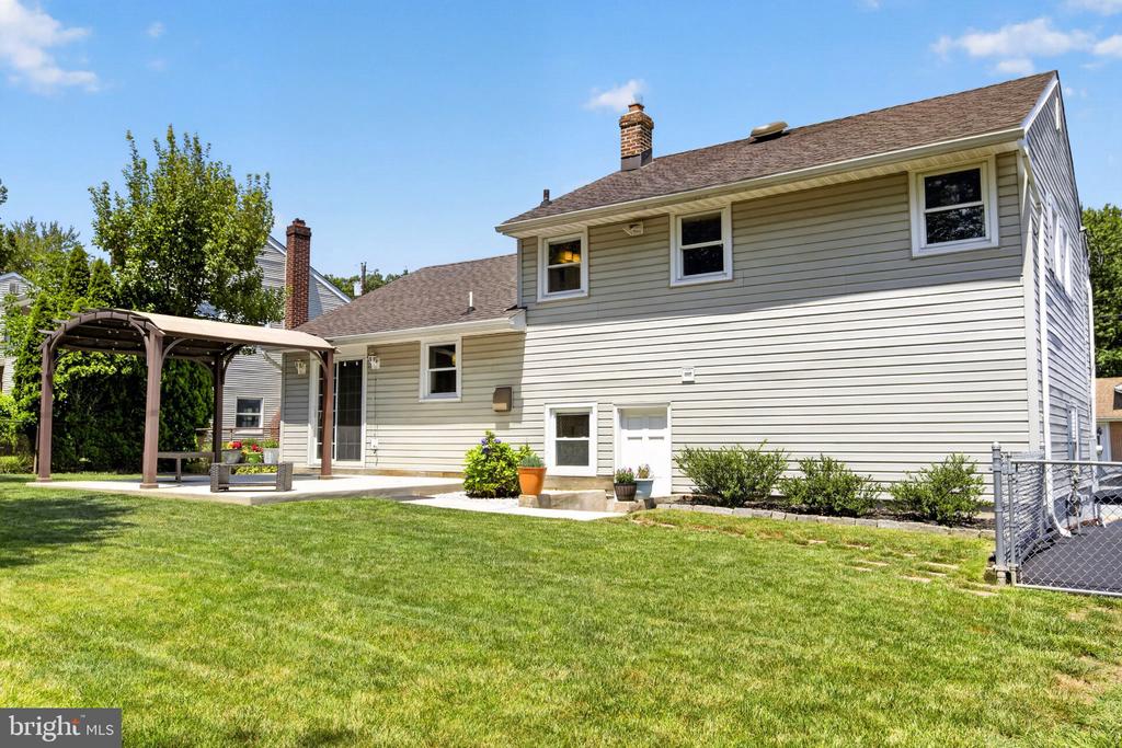 508 WYOMING AVENUE