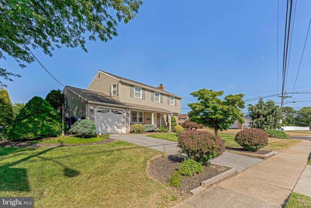901 HILLTOP ROAD