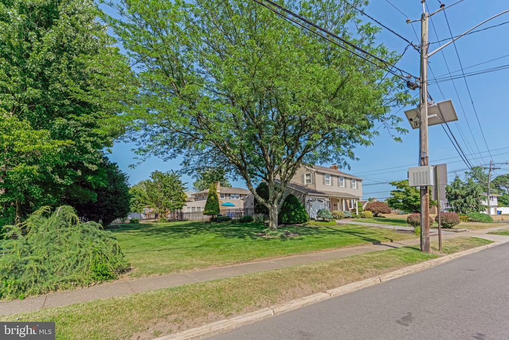 901 HILLTOP ROAD