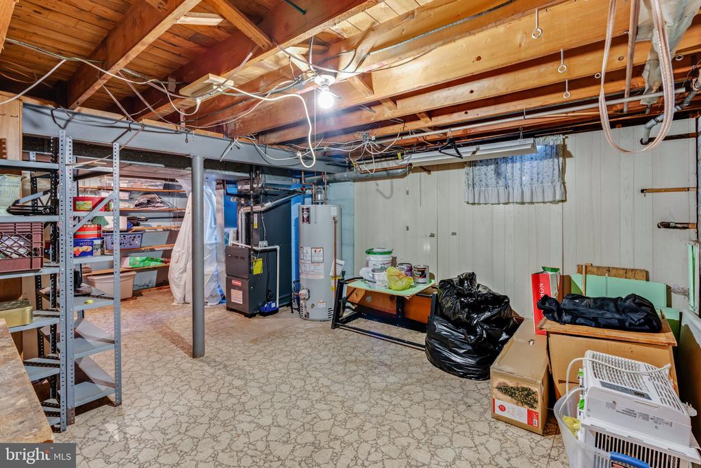 901 HILLTOP ROAD