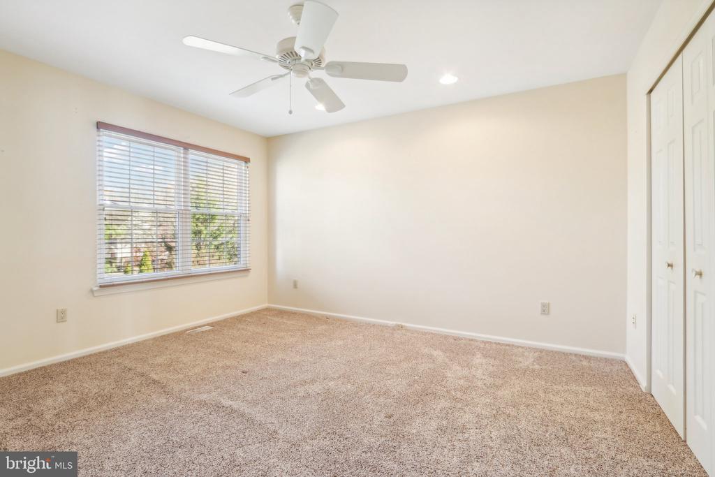 60 SANDHURST DRIVE