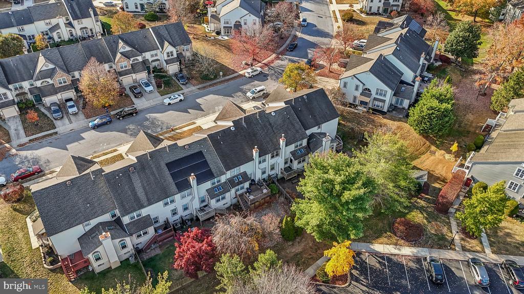 60 SANDHURST DRIVE