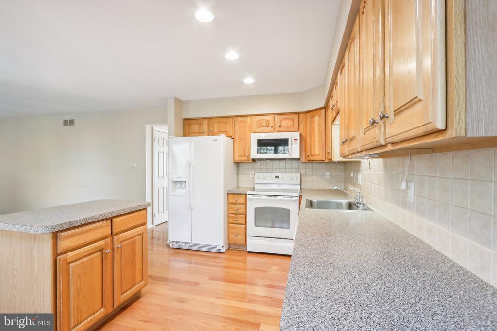60 SANDHURST DRIVE