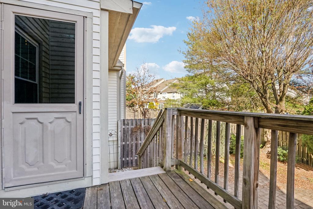 60 SANDHURST DRIVE