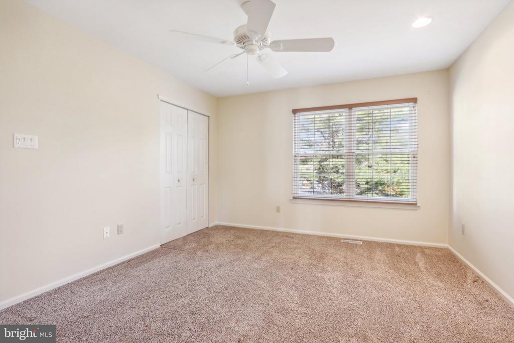 60 SANDHURST DRIVE