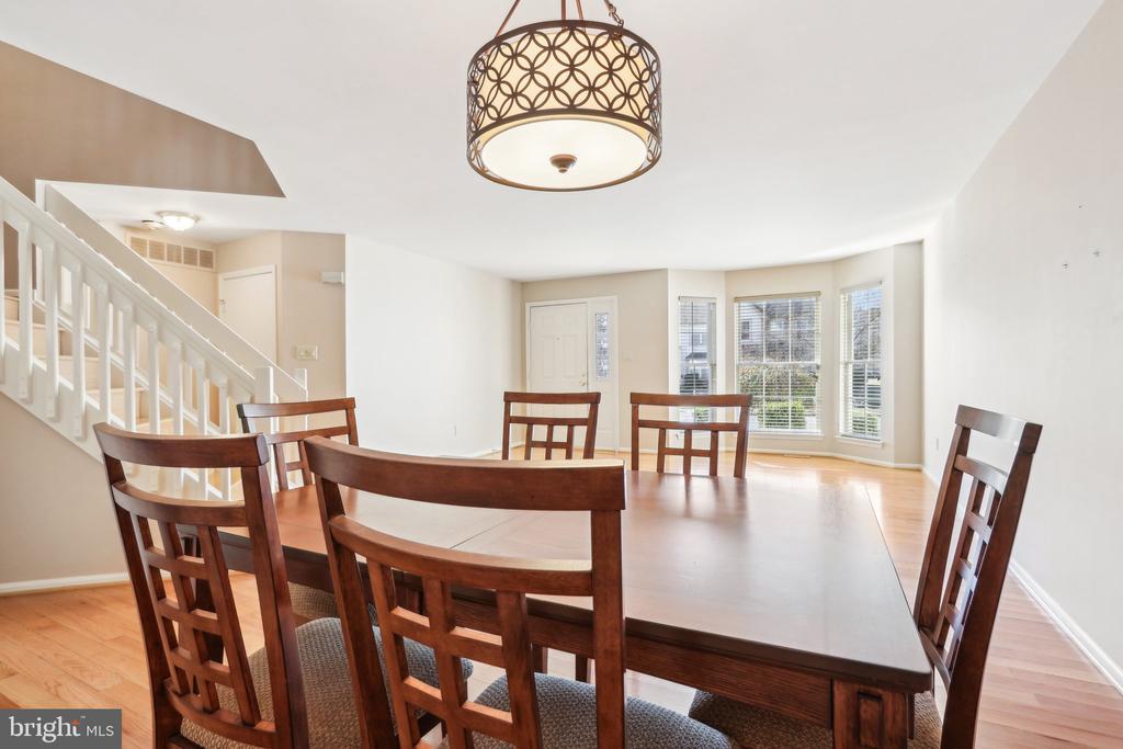 60 SANDHURST DRIVE